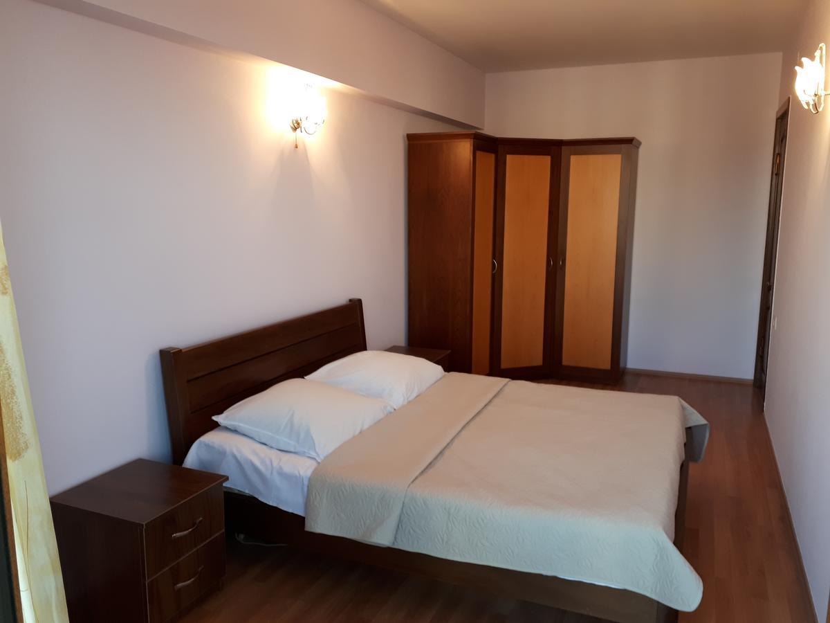 Apartment Archil Батуми Экстерьер фото