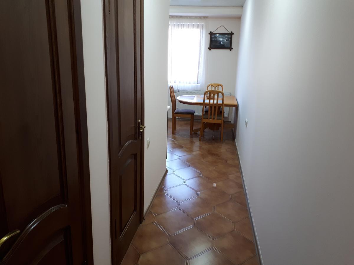 Apartment Archil Батуми Экстерьер фото
