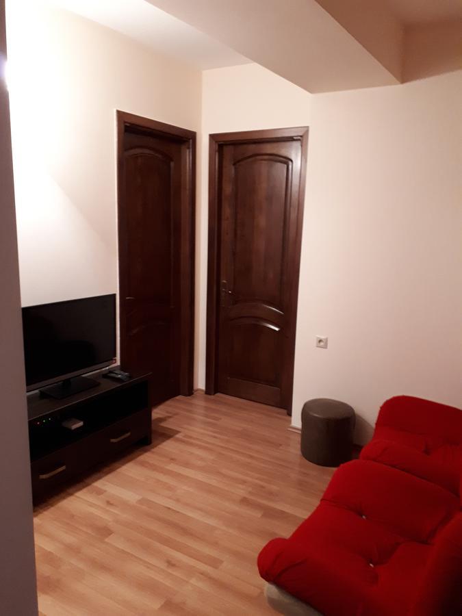 Apartment Archil Батуми Экстерьер фото